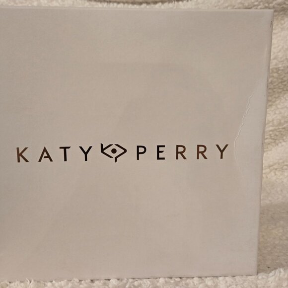 Katy Perry Shoes - Womens 6.5M - The Daarling Combat Boot CHALK - BNIB - Picture 4 of 7